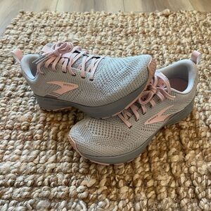 Brooks Revel Running Shoes